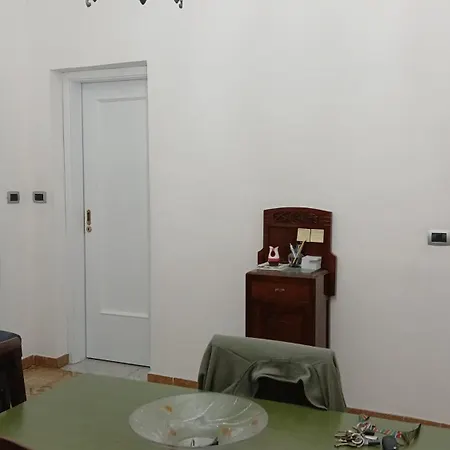 Da Cristina アパート シャッカ